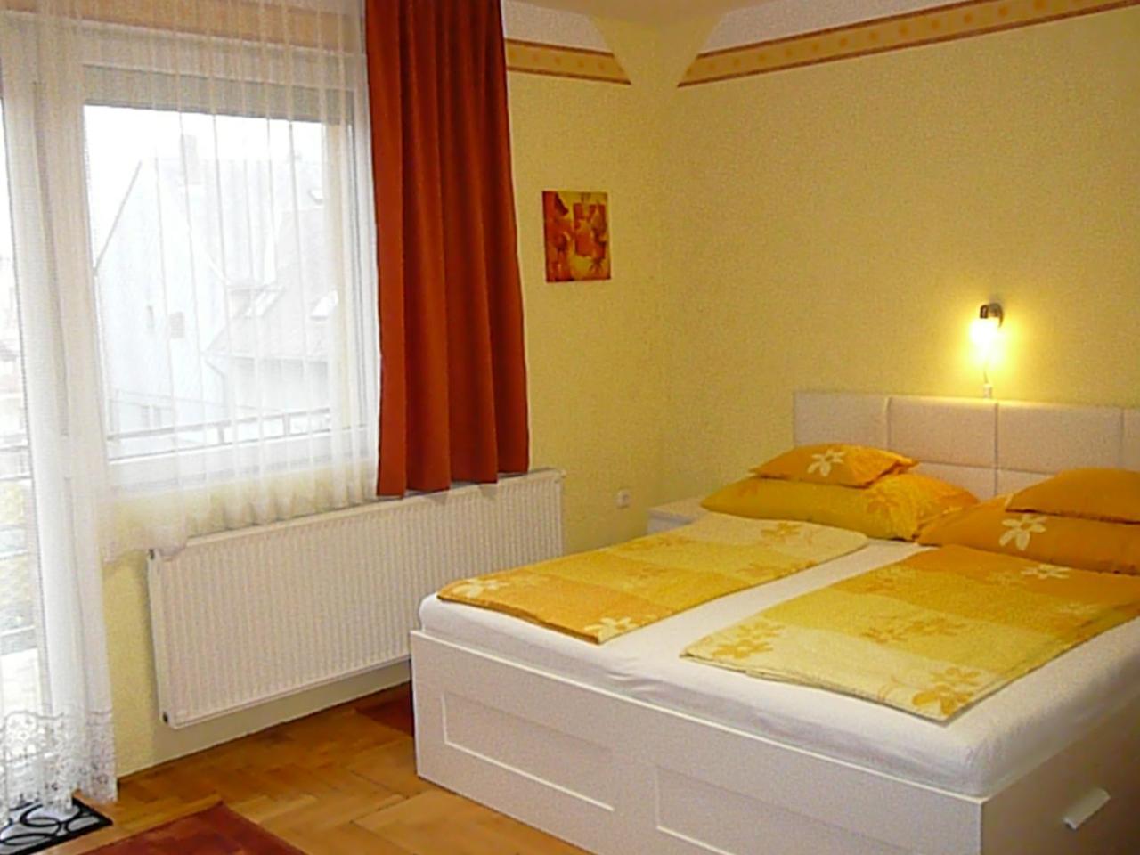Heviz Erika Apartman Exterior photo